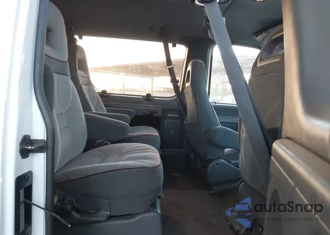 1996 Ford Econoline E150 из США, поврежденный, VIN 1FMEE11H4THB53662